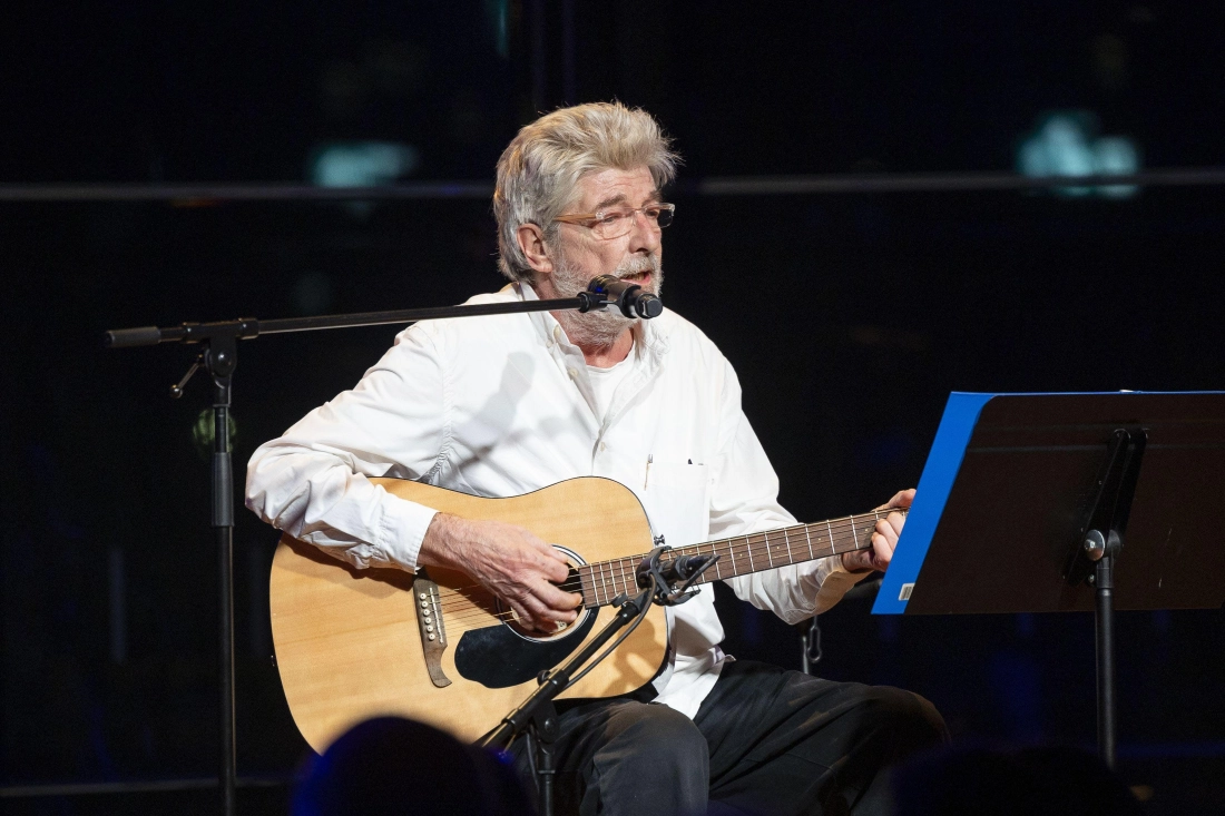 Link: Víg Mihály Cseh Tamás koncertje - Cseh Tamás 80