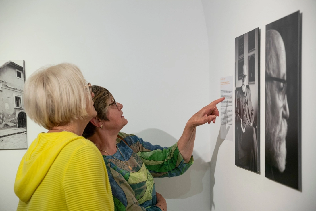 Szenior csütörtök | Barcsay Jenő fotói - Közelképek 2.