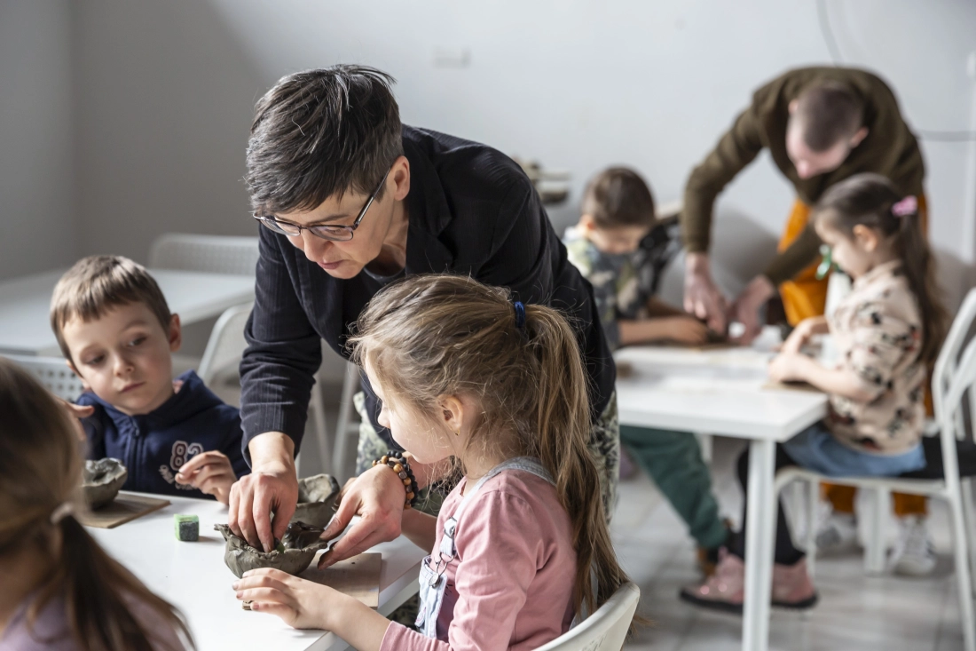 Családi délelőtt: Agyagtárgy készítés a Kovács Margit Kerámiamúzeumban