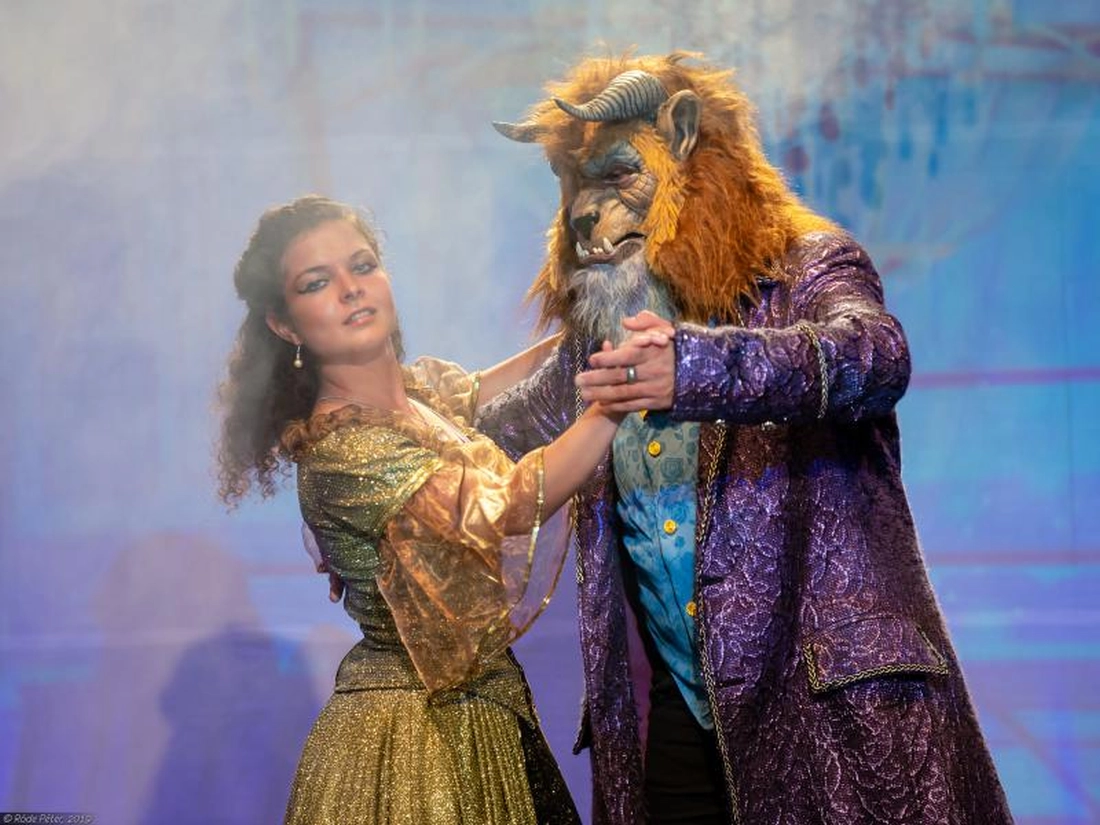 A szépség és a szörnyeteg