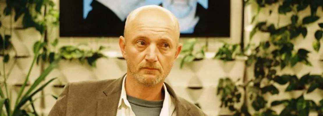 Link: KOMOLYAN RÖHEJES VAGYOK