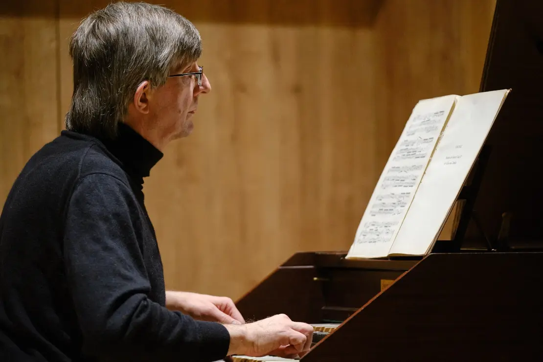 Csembalóversenyek Londonból az 1700-as évekböl