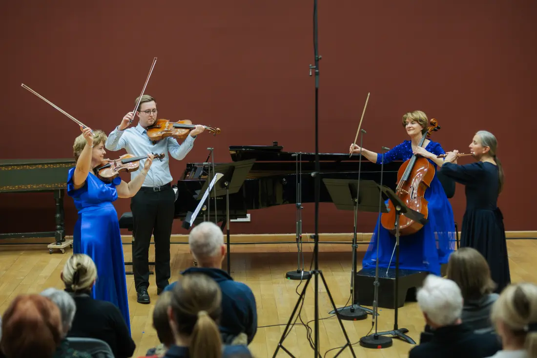 Link: Beethoven 200