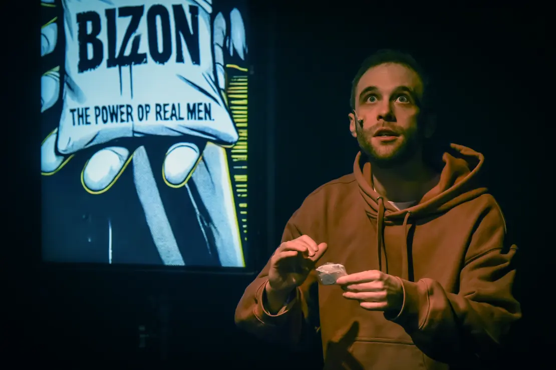 Zsolnay Színház* Horváth András Dezső: Legjobban a nőktől féltem 