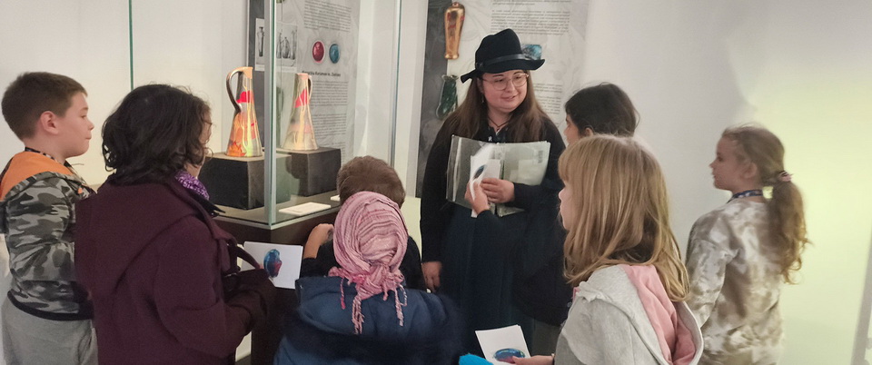 Mázba zárt mesék - múzeumpedagógiai foglalkozás óvodásoknak, 1-2. osztályosoknak