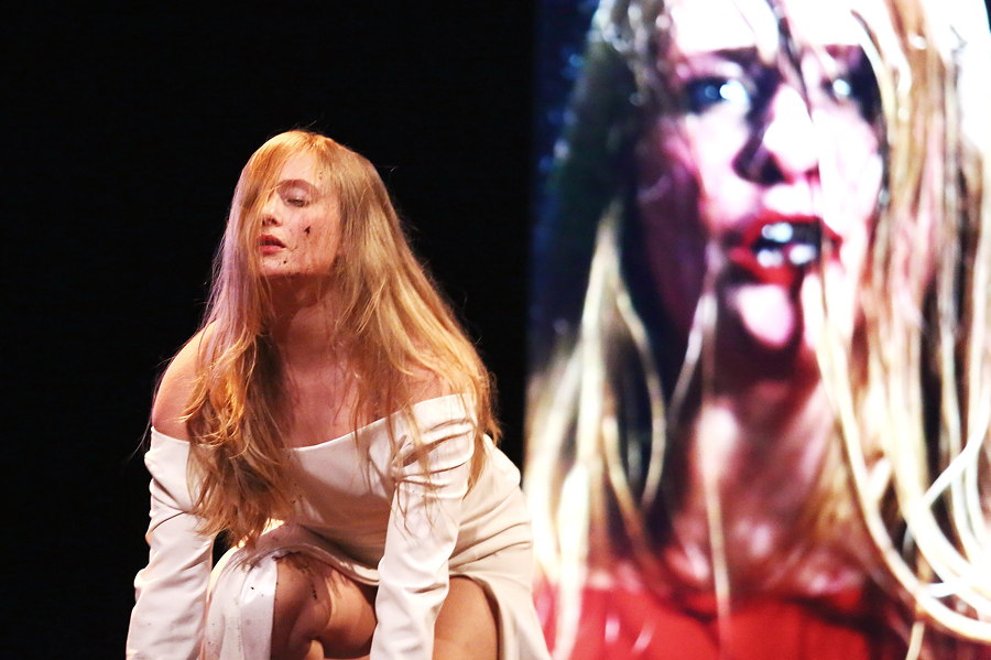 MITEM - Resurrexit Cassandra